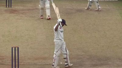 मुंबई छोड़ते ही पृथ्वी शॉ का बल्ले से धमाका, बुची बाबू टूर्नामेंट में इस टीम के खिलाफ महाराष्ट्र के लिए ठोका शतक SportsTak Hindi