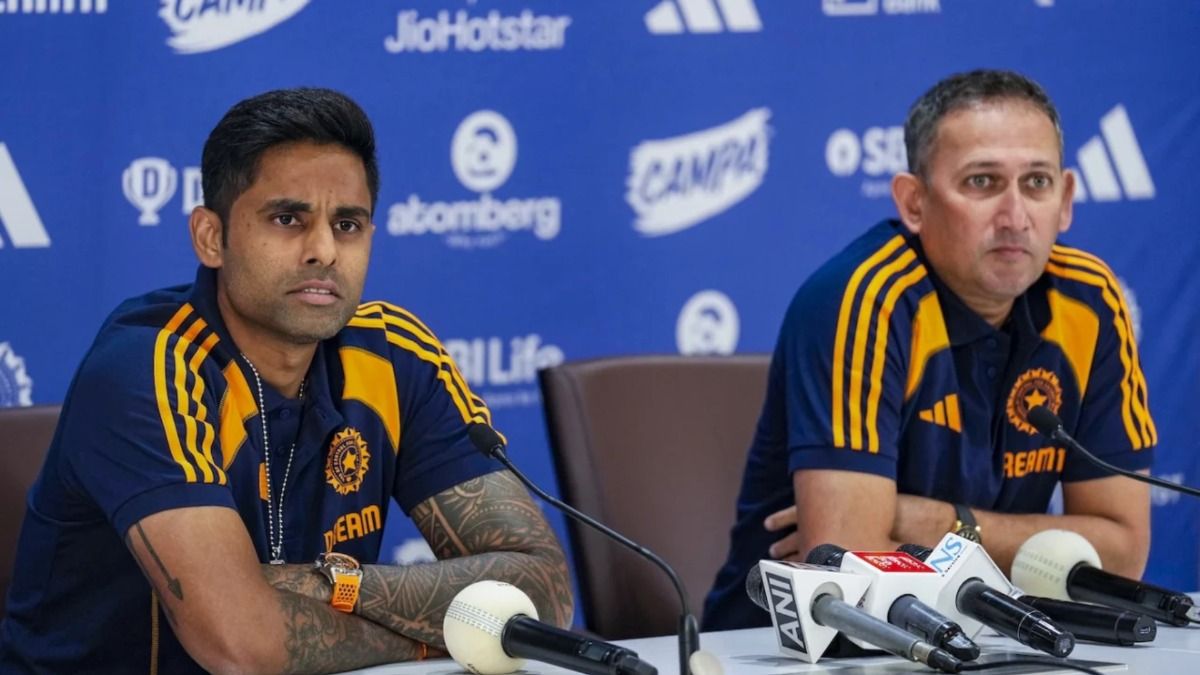 Asia Cup 2025: अजीत अगरकर से भारत-पाकिस्तान मैच पर पूछा गया सवाल, जवाब देने लगे तो BCCI ने रोका SportsTak Hindi