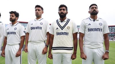 'वो जिगरे वाला बॉलर है', नवदीप सैनी ने इस भारतीय गेंदबाज की जमकर की तारीफ, कहा- इंडिया ए के... SportsTak Hindi