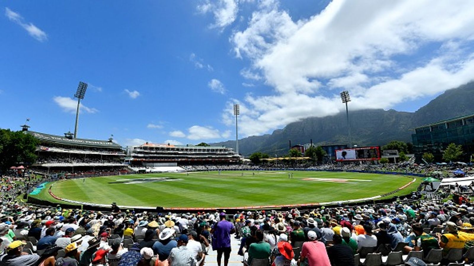 2027 वनडे वर्ल्ड कप के 44 मैचों का आयोजन करेगा साउथ अफ्रीका, इन 8 मैदानों पर होंगे मुकाबले, 10 मैच इन दो देशों में बंटे 2027 वनडे वर्ल्ड कप के 44 मैचों का आयोजन करेगा साउथ अफ्रीका, इन 8 मैदानों पर होंगे मुकाबले, 10 मैच इन दो देशों में बंटे