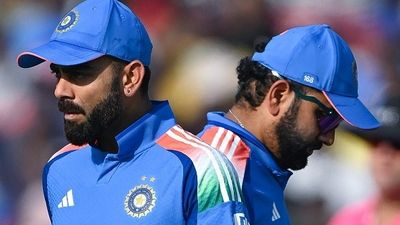 'विराट कोहली और रोहित शर्मा को फेयरवेल क्यों...', दिग्गज खिलाड़ियों के संन्यास पर बीसीसीआई उपाध्यक्ष राजीव शुक्ल ने बताई अंदर की बात Rohit Sharma and Virat Kohli