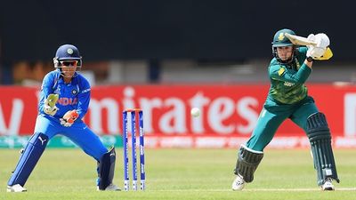 दिग्गज खिलाड़ी का यूटर्न, माफी मांगते हुए इंटरनेशनल संन्यास से वापसी का किया ऐलान, 2023 में टीम से बाहर होने के बाद छोड़ा था क्रिकेट SportsTak Hindi