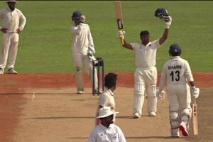 अजीत अगरकर और गंभीर को सरफराज खान का करारा जवाब, मुंबई के लिए बल्ले से बरसाई आग, इस टूर्नामेंट में ठोका दूसरा शतक SportsTak Hindi