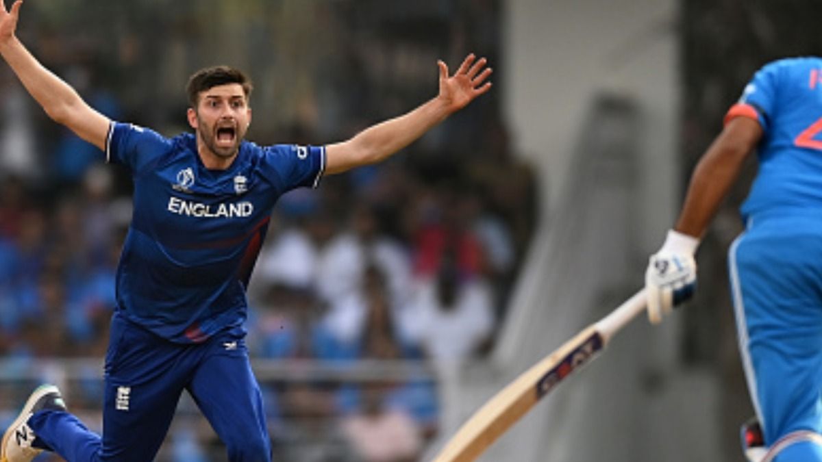 mark wood bowling to rohit sharma