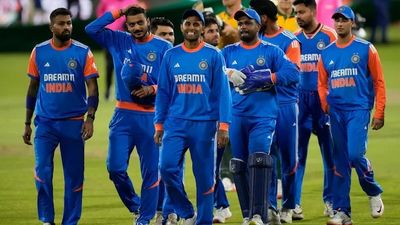 Asia Cup 2025 : एशिया कप 2025 के मैच की टाइमिंग में बड़ा बदलाव, अब भारत में इतने बजे शुरू होंगे मुकाबले টিম ইন্ডিয়ার সঙ্গে দুবাই যাবে না এই ৫ খেলোয়াড়, BCCI এর বড় ঘোষণা