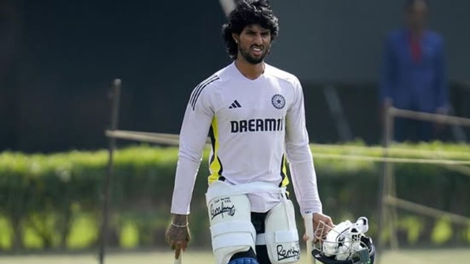 Duleep Trophy: तिलक वर्मा और साई किशोर सेमीफाइनल से बाहर, इन खिलाड़ियों ने किया रिप्लेस, कप्तान और उपकप्तान भी बदले Duleep Trophy: तिलक वर्मा और साई किशोर सेमीफाइनल से बाहर, इन खिलाड़ियों ने किया रिप्लेस, कप्तान और उपकप्तान भी बदले