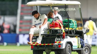 'इसमें और कितने दिन लगेंगे?', निराश ऋषभ पंत ने अपनी इंजरी को लेकर दी अपडेट SportsTak Hindi