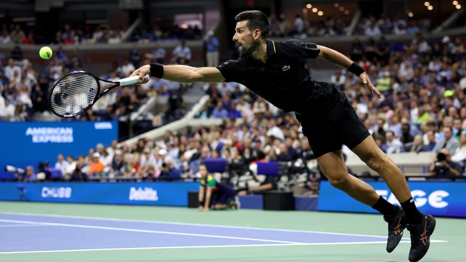 US Open 2025: कार्लोस एल्कराज ने क्वार्टर फाइनल में पहुंच बनाया रिकॉर्ड, नोवाक जोकोविच गर्दन दर्द से लड़ते हुए जीते US Open 2025: कार्लोस एल्कराज ने क्वार्टर फाइनल में पहुंच बनाया रिकॉर्ड, नोवाक जोकोविच गर्दन दर्द से लड़ते हुए जीते