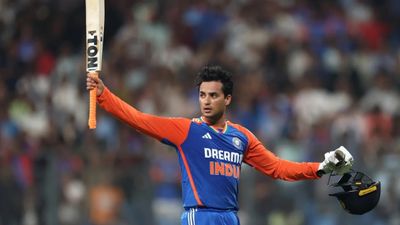 Asia Cup 2025 से पहले अभिषेक शर्मा को लगा झटका, भारतीय ओपनर ने गंवाई अपनी जगह SportsTak Hindi