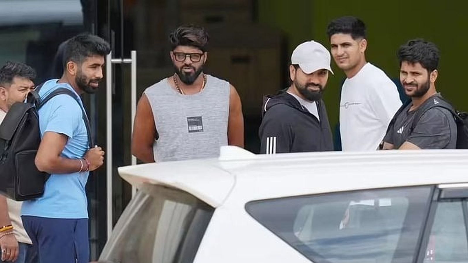 बेंगलुरु में टीम इंडिया के खिलाड़ियों का क्यों नहीं हुआ ब्रोंको टेस्ट? रिपोर्ट में हुआ खुलासा, सूर्यकुमार यादव एंड... बेंगलुरु में टीम इंडिया के खिलाड़ियों का क्यों नहीं हुआ ब्रोंको टेस्ट? रिपोर्ट में हुआ खुलासा, सूर्यकुमार यादव एंड...