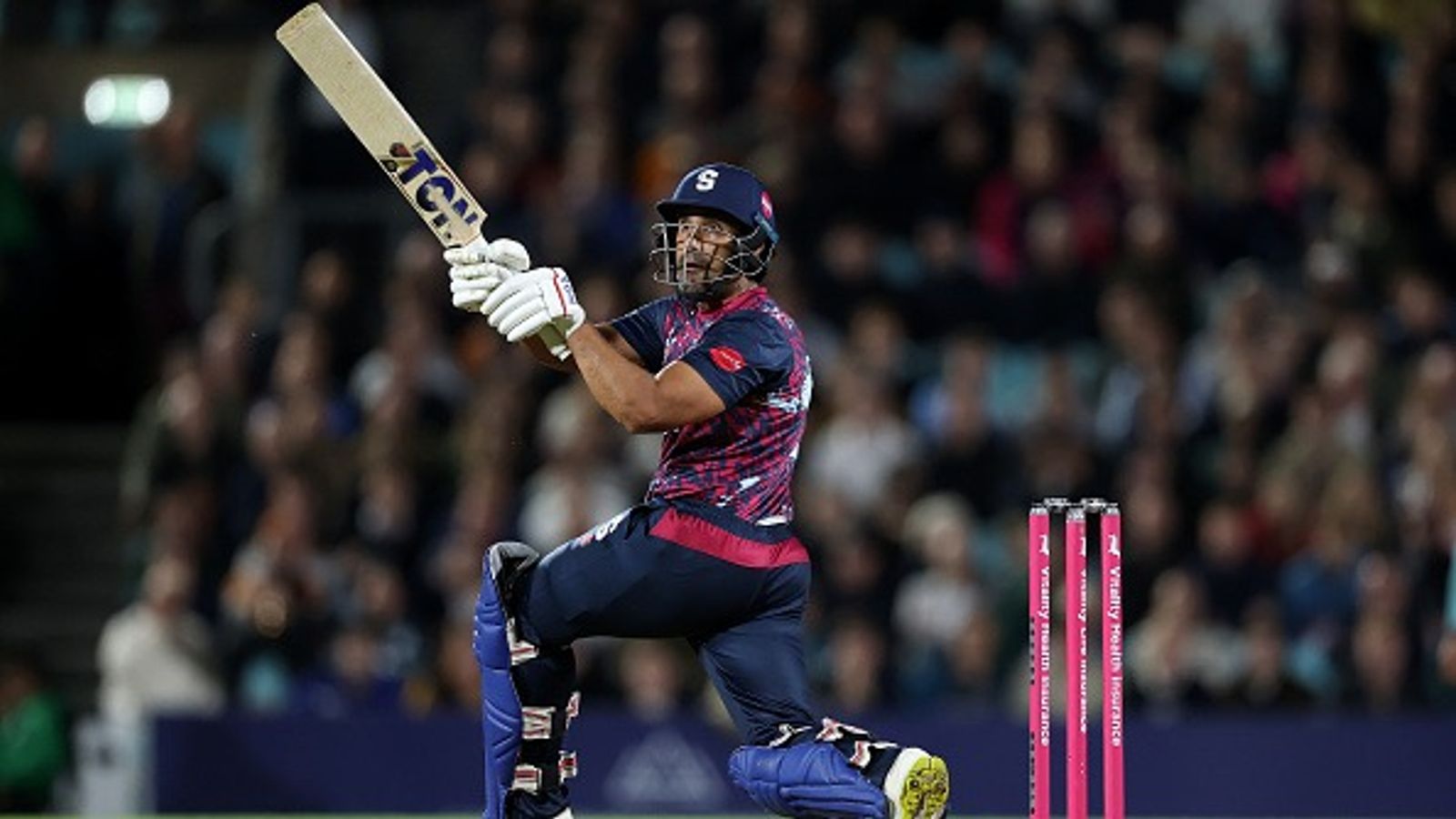 'जब मैं मरा हुआ महसूस करता हूं तो...', इंग्लैंड के टी20 ब्लास्ट में शतक जड़ने वाले 40 साल के रवि बोपारा ने क्यों कहा ऐसा ? 'जब मैं मरा हुआ महसूस करता हूं तो...', इंग्लैंड के टी20 ब्लास्ट में शतक जड़ने वाले 40 साल के रवि बोपारा ने क्यों कहा ऐसा ?