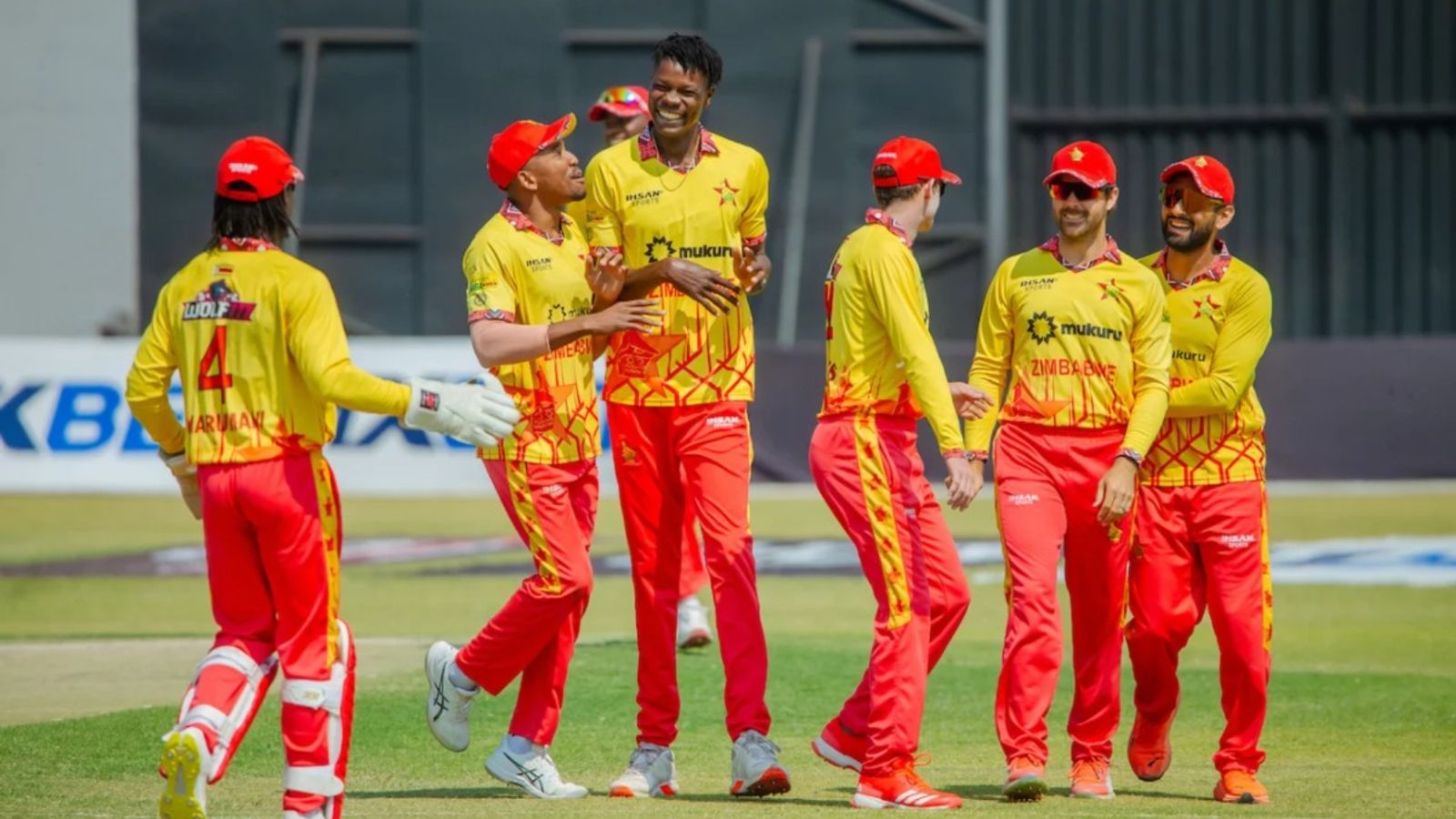 ZIM vs SL: एशिया कप से पहले श्रीलंका 12वें नंबर की टीम जिम्बाब्वे से हारा, बनाया दूसरा सबसे छोटा स्कोर, 3 बल्लेबाज जा सके दहाई ZIM vs SL: एशिया कप से पहले श्रीलंका 12वें नंबर की टीम जिम्बाब्वे से हारा, बनाया दूसरा सबसे छोटा स्कोर, 3 बल्लेबाज जा सके दहाई