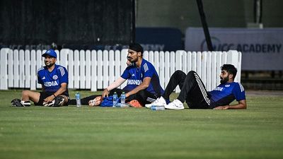 जायसवाल या फिर श्रेयस अय्यर नहीं, टीम इंडिया को एशिया कप में खलेगी 25 साल के इस क्रिकेटर की कमी, दिग्गज ने उठाए सवाल SportsTak Hindi