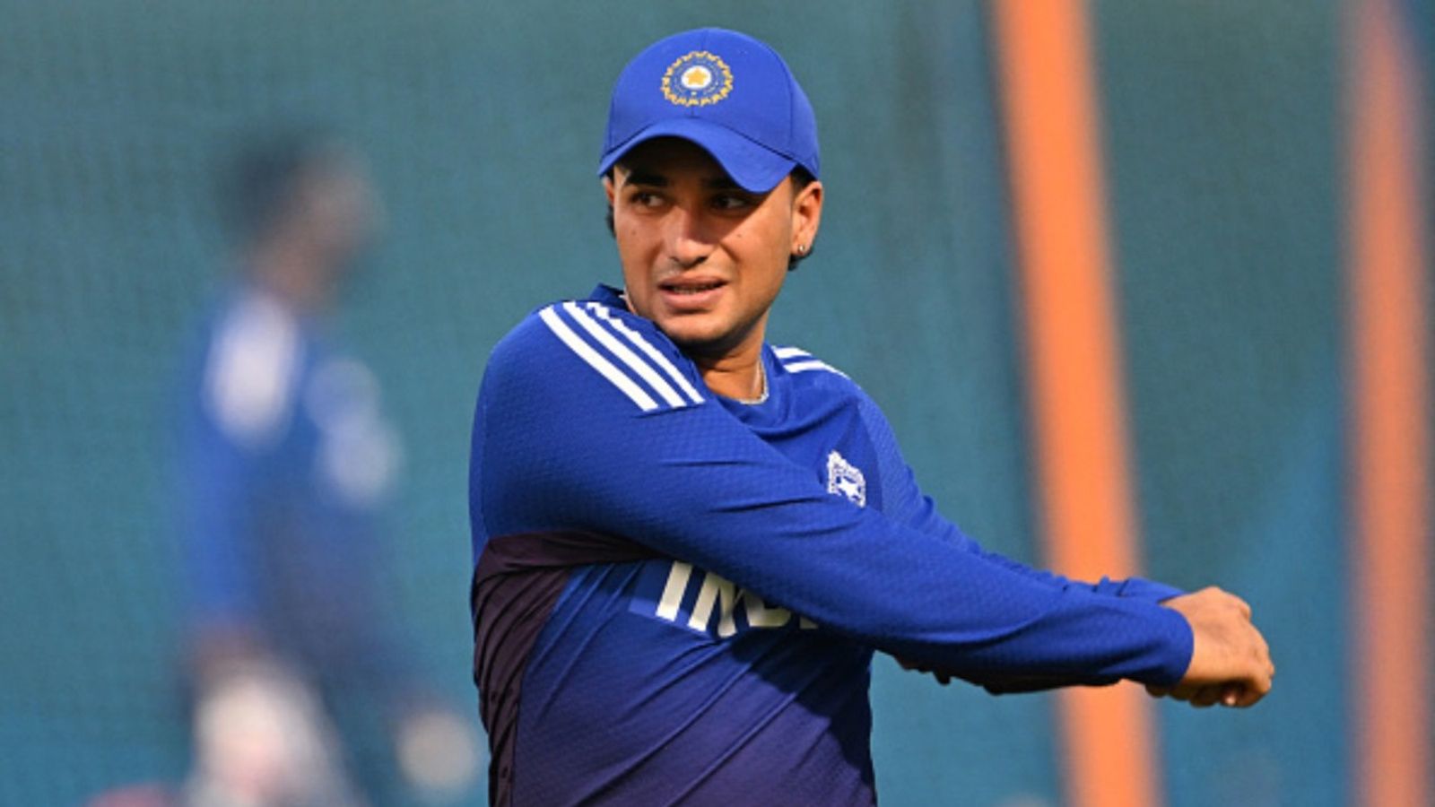 Asia Cup 2025: अभिषेक शर्मा ने प्रैक्टिस में लगाई आग, उड़ाए 25-30 छक्के, मैदान से बाहर मारे बहुत सारे शॉट्स Asia Cup 2025: अभिषेक शर्मा ने प्रैक्टिस में लगाई आग, उड़ाए 25-30 छक्के, मैदान से बाहर मारे बहुत सारे शॉट्स