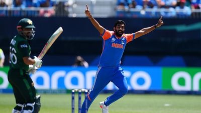 जसप्रीत बुमराह नहीं एशिया कप 2025 में कौन सा गेंदबाज होगा एक्स फैक्टर? पूर्व स्पिनर ने बताया नाम और कारण   SportsTak Hindi