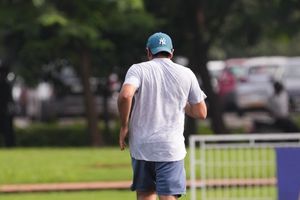 रोहित शर्मा ने नेट्स में दिखाया बैटिंग का जलवा, खूब उड़ाए शॉट्स, ऑस्ट्रेलिया के खिलाफ वनडे सीरीज से पहले हिटमैन की जोरदार तैयारी, VIDEO SportsTak Hindi