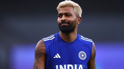 Asia Cup 2025: हार्दिक पंड्या बैटिंग से ज्यादा बॉलिंग की करते हैं ट्रेनिंग, अभिषेक नायर ने IND vs PAK मैच से पहले खोला राज, कहा- वह प्रैक्टिस तो बहुत करते हैं, मगर... SportsTak Hindi