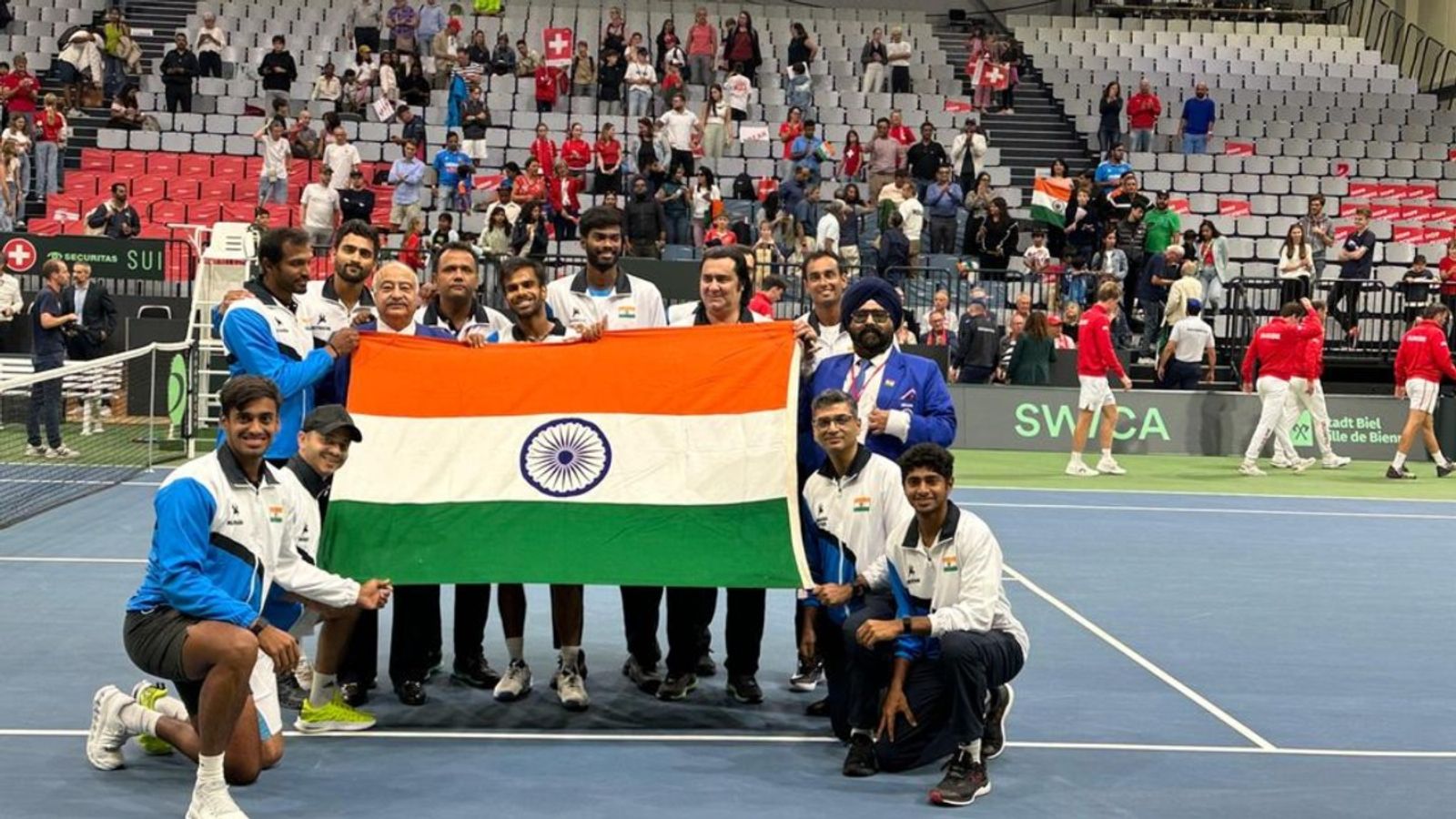 Davis Cup: सुमित नागल के दम पर भारतीय टेनिस टीम ने रचा इतिहास, स्विट्जरलैंड को हराया, 32 साल में पहली बार किसी यूरोपीय टीम को घर से बाहर दी मात Davis Cup: सुमित नागल के दम पर भारतीय टेनिस टीम ने रचा इतिहास, स्विट्जरलैंड को हराया, 32 साल में पहली बार किसी यूरोपीय टीम को घर से बाहर दी मात