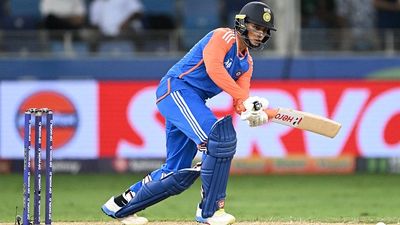 IND vs PAK: अभिषेक शर्मा ने विराट कोहली का तोड़ा रिकॉर्ड, रोहित शर्मा को भी छोड़ा पीछे, पाकिस्तान की धुनाई करके दुबई में रचा इतिहास SportsTak Hindi