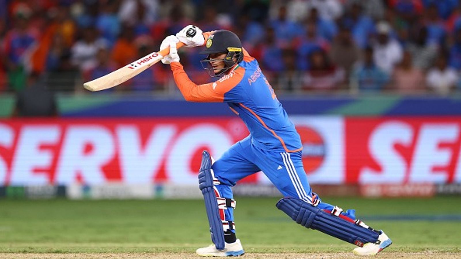 अभिषेक शर्मा के पिता का बड़ा खुलासा, 'मेरे बेटे ने अंडर- 16 में 150 किमी रफ्तार की गेंद खेल ली थी,' युवराज सिंह का भी लिया नाम अभिषेक शर्मा के पिता का बड़ा खुलासा, 'मेरे बेटे ने अंडर- 16 में 150 किमी रफ्तार की गेंद खेल ली थी,' युवराज सिंह का भी लिया नाम