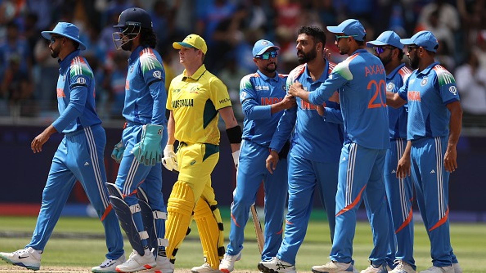 ICC Rankings: भारतीय खिलाड़ी टी20 में बना दुनिया का नंबर 1 बॉलर, कुलदीप यादव ने भी लगाई लंबी छलांग ICC Rankings: भारतीय खिलाड़ी टी20 में बना दुनिया का नंबर 1 बॉलर, कुलदीप यादव ने भी लगाई लंबी छलांग