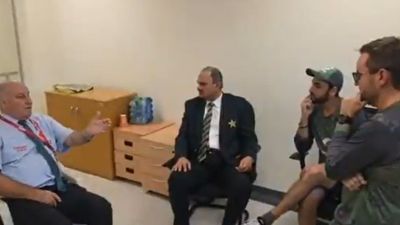 बड़ी खबर: पाकिस्तान फिर मुश्किल में, एंडी पायक्रॉफ्ट का वीडियो रिलीज करने पर ICC ने लगाई झाड़, PCB को भेजा नोटिस SportsTak Hindi