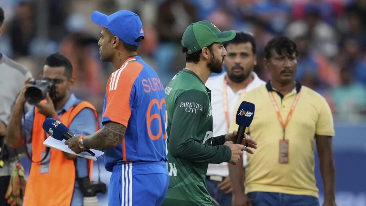 'अगर मैं एंडी पायक्रॉफ़्ट होता तो पाकिस्तान मुझसे माफ़ी मांगता', IND vs PAK मैच में नो हैंडशेक विवाद पर अश्विन का फूटा गुस्सा 