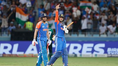 IND vs PAK Asia Cup 2025: भारत ने फिर पाकिस्तान की निकाली हेकड़ी, अभिषेक शर्मा के विस्फोटक खेल से लगातार 7वीं बार धूल चटाई SportsTak Hindi