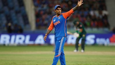 Asia cup 2025: सूर्यकुमार यादव ने जीत के बाद पाकिस्तान के जख्मों पर छिड़का नमक, कहा- India vs Pakistan मैच को राइवलरी कहना बंद करो SportsTak Hindi