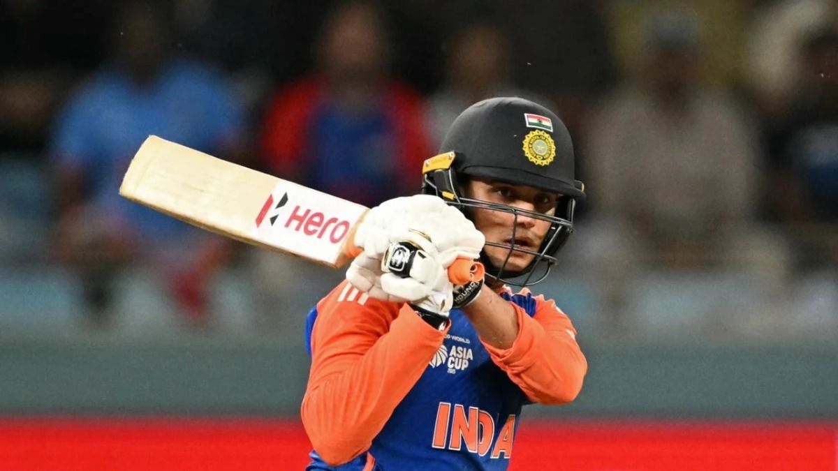 IND vs PAK: अभिषेक शर्मा T20I में छक्के उड़ाने में निकल रहे सबसे आगे, अब वेस्ट इंडीज के धुरंधरों को पछाड़ा