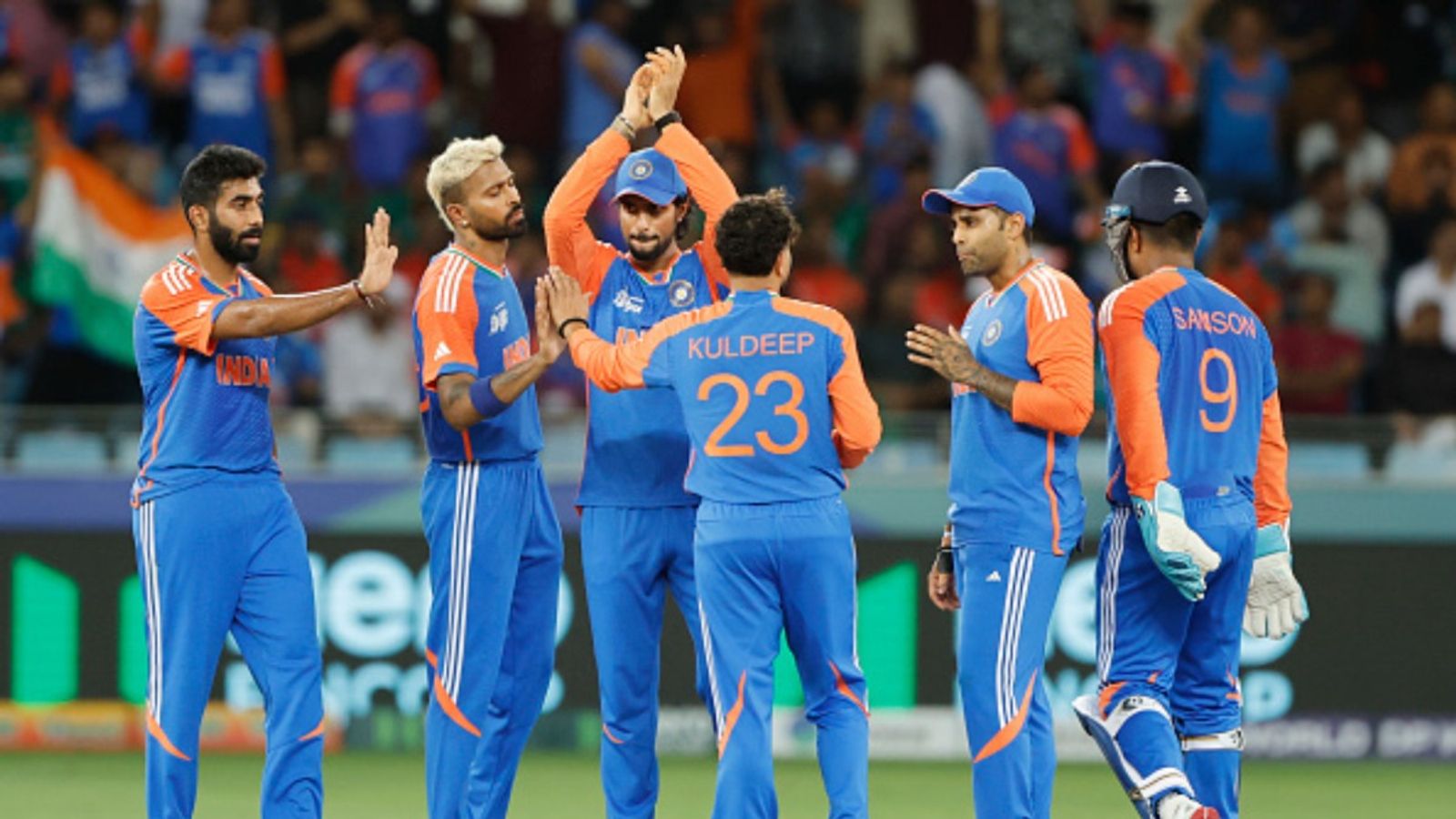 IND vs BAN, Asia Cup 2025: भारत 11वीं बार फाइनल में पहुंचा, बांग्लादेश को 41 रन से दी शिकस्त, अभिषेक-कुलदीप बने जीत के हीरो IND vs BAN, Asia Cup 2025: भारत 11वीं बार फाइनल में पहुंचा, बांग्लादेश को 41 रन से दी शिकस्त, अभिषेक-कुलदीप बने जीत के हीरो