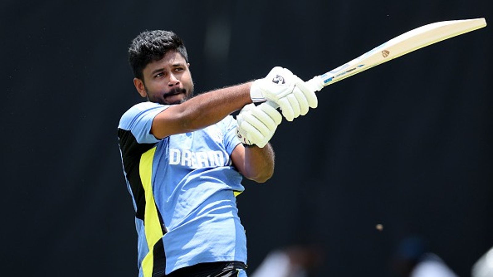 'संजू सैमसन से पहले अक्षर?', भारत के पूर्व तेज गेंदबाज ने सूर्यकुमार और गंभीर के प्लान पर दागा सवाल, कहा - उसके तीन शतक...  'संजू सैमसन से पहले अक्षर?', भारत के पूर्व तेज गेंदबाज ने सूर्यकुमार और गंभीर के प्लान पर दागा सवाल, कहा - उसके तीन शतक...