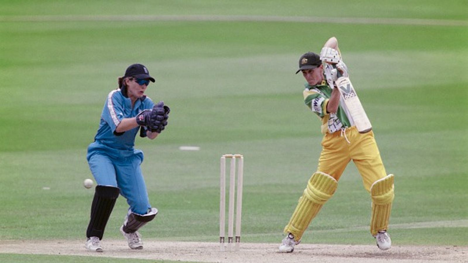 वीमेंस वनडे वर्ल्ड कप में किस खिलाड़ी ने लगाया दुनिया का पहला दोहरा शतक, भारत के इस मैदान में हुआ था करिश्मा वीमेंस वनडे वर्ल्ड कप में किस खिलाड़ी ने लगाया दुनिया का पहला दोहरा शतक, भारत के इस मैदान में हुआ था करिश्मा