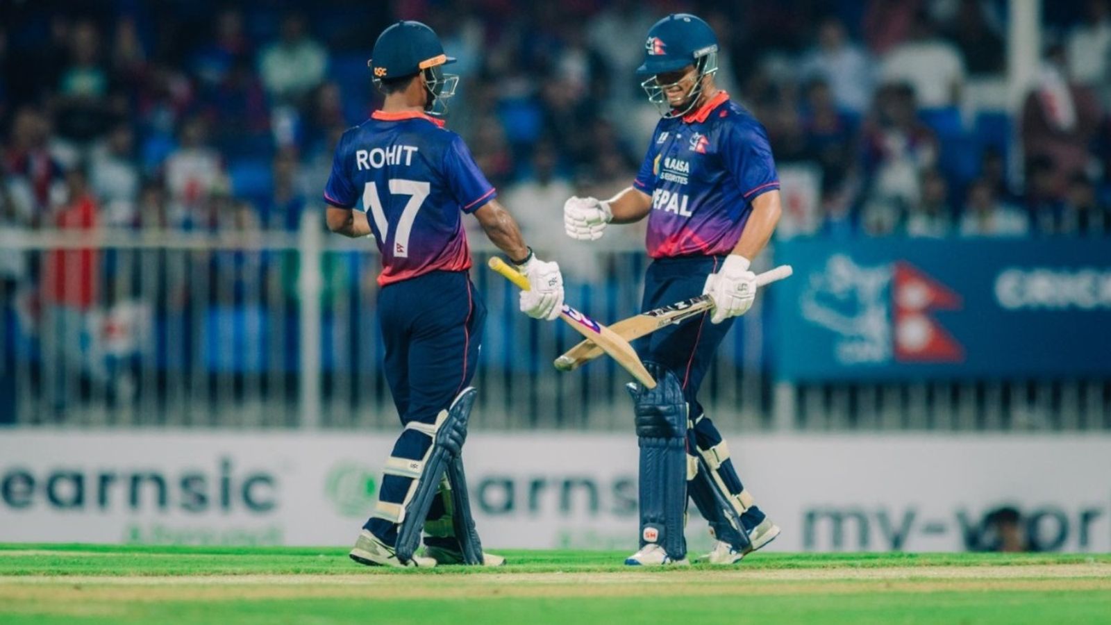 नेपाल ने रचा इतिहास, दो बार की टी20 वर्ल्ड चैंपियन वेस्ट इंडीज को 19 रन से पीटा, सीरीज में बनाई 1-0 से बढ़त नेपाल ने रचा इतिहास, दो बार की टी20 वर्ल्ड चैंपियन वेस्ट इंडीज को 19 रन से पीटा, सीरीज में बनाई 1-0 से बढ़त