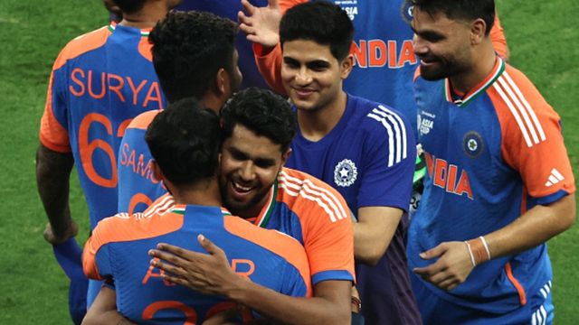 IND vs PAK: भारत ने मोहसिन नकवी से एशिया कप ट्रॉफी लेने से किया इनकार, पाकिस्तान की हुई बूइंग, प्रेजेंटेशन घंटेभर से ज्यादा लेट team india