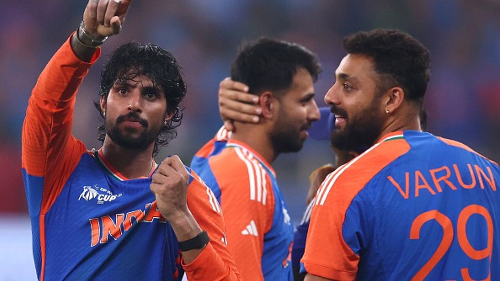 तिलक वर्मा ने स्लेजिंग करने वाले पाकिस्तानी खिलाड़ियों को मैच के दौरान कैसे दिया मुंहतोड़ जवाब, खुद किया खुलासा, बोले- मैं चाहता था... तिलक वर्मा ने स्लेजिंग करने वाले पाकिस्तानी खिलाड़ियों को मैच के दौरान कैसे दिया मुंहतोड़ जवाब, खुद किया खुलासा, बोले- मैं चाहता था...