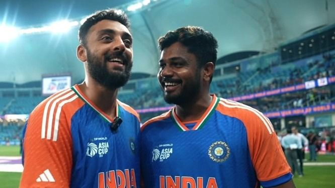तुम विलेन हो या जोकर? वरुण चक्रवर्ती ने संजू सैमसन का लिया इंटरव्यू, VIDEO वायरल