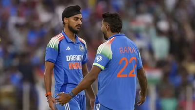 अर्शदीप सिंह-हर्षित राणा ने टीम इंडिया सेलेक्शन के एक दिन बाद ही धूम मचाई, ऑस्ट्रेलिया के खिलाफ लगाई विकेटों की झड़ी SportsTak Hindi