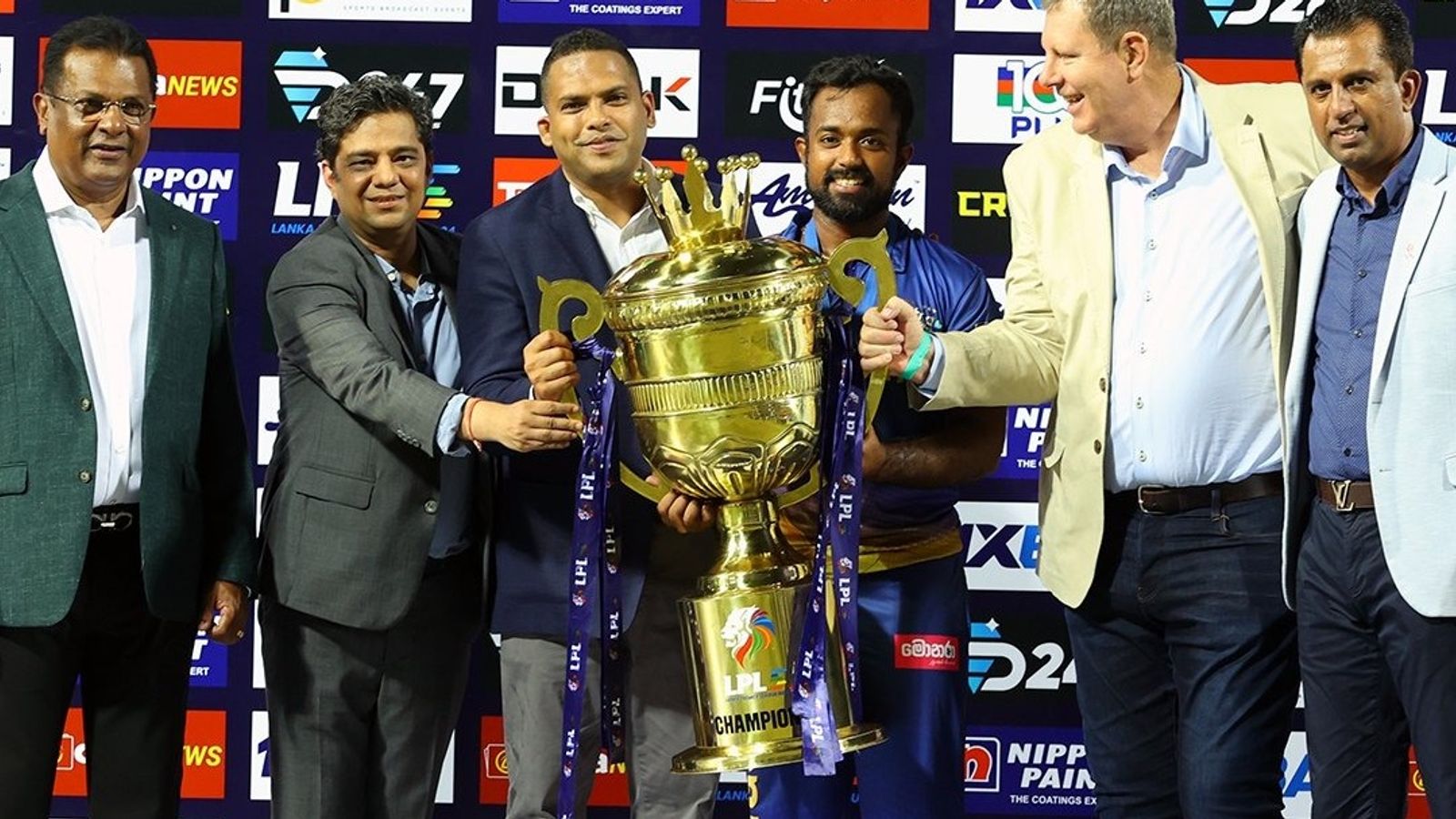 IPL की तरह इस देश की टी20 लीग का हिस्सा बनेंगे भारतीय खिलाड़ी, रिपोर्ट में हुआ खुलासा IPL की तरह इस देश की टी20 लीग का हिस्सा बनेंगे भारतीय खिलाड़ी, रिपोर्ट में हुआ खुलासा