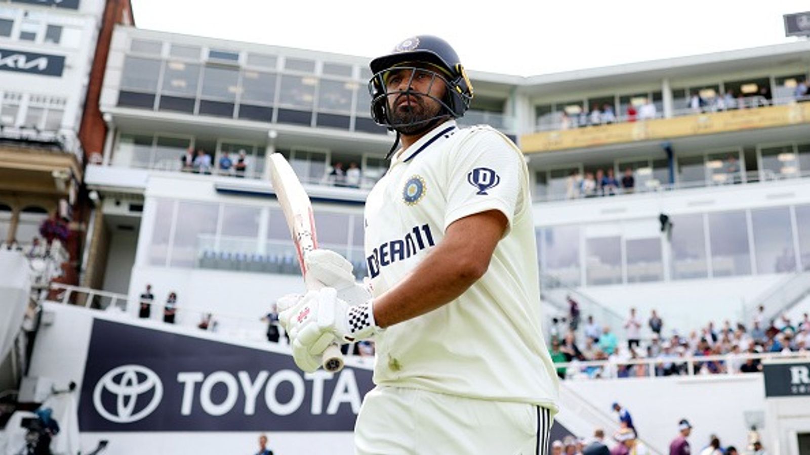 भारतीय टेस्ट स्क्वॉड से बाहर करुण नायर ने रणजी ट्रॉफी से पहले इस टीम में की वापसी, छोड़ा चैंपियंस का साथ भारतीय टेस्ट स्क्वॉड से बाहर करुण नायर ने रणजी ट्रॉफी से पहले इस टीम में की वापसी, छोड़ा चैंपियंस का साथ