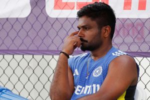 संजू सैमसन का 10 साल में 40 मैच ही मिलने और बैटिंग ऑर्डर बदलने पर इमोशनल बयान, बोले- वे मुझे 9 नंबर पर उतारेंगे, बॉलिंग को कहेंगे तो... SportsTak Hindi