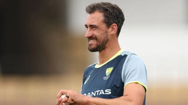 मिचेल स्टार्क को 11.75 करोड़ का फटका! IPL 2026 सीजन के लिए दिल्ली कैपिटल्स से हो सकते हैं बाहर 