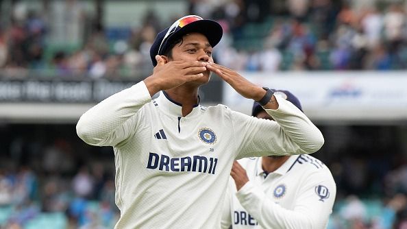 IND vs WI: यशस्वी जायसवाल ने फिर उड़ाया बड़ा शतक, सचिन-स्मिथ और मियांदाद को पछाड़ा, बस डॉन ब्रैडमैन से पीछे IND vs WI: यशस्वी जायसवाल ने फिर उड़ाया बड़ा शतक, सचिन-स्मिथ और मियांदाद को पछाड़ा, बस डॉन ब्रैडमैन से पीछे