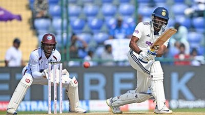 साई सुदर्शन ने 87 रन की पारी खेली तो बैटिंग कोच ने बांधे तारीफों के पुल, कहा - तमिलनाडु से होने के चलते...   SportsTak Hindi