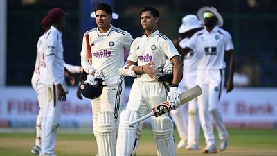 वेस्ट इंडीज के खिलाफ किस बैटर ने किया सबसे ज्यादा प्रभावित? कोच ने गिल- जायसवाल के अलावा इस खिलाड़ी का लिया नाम SportsTak Hindi