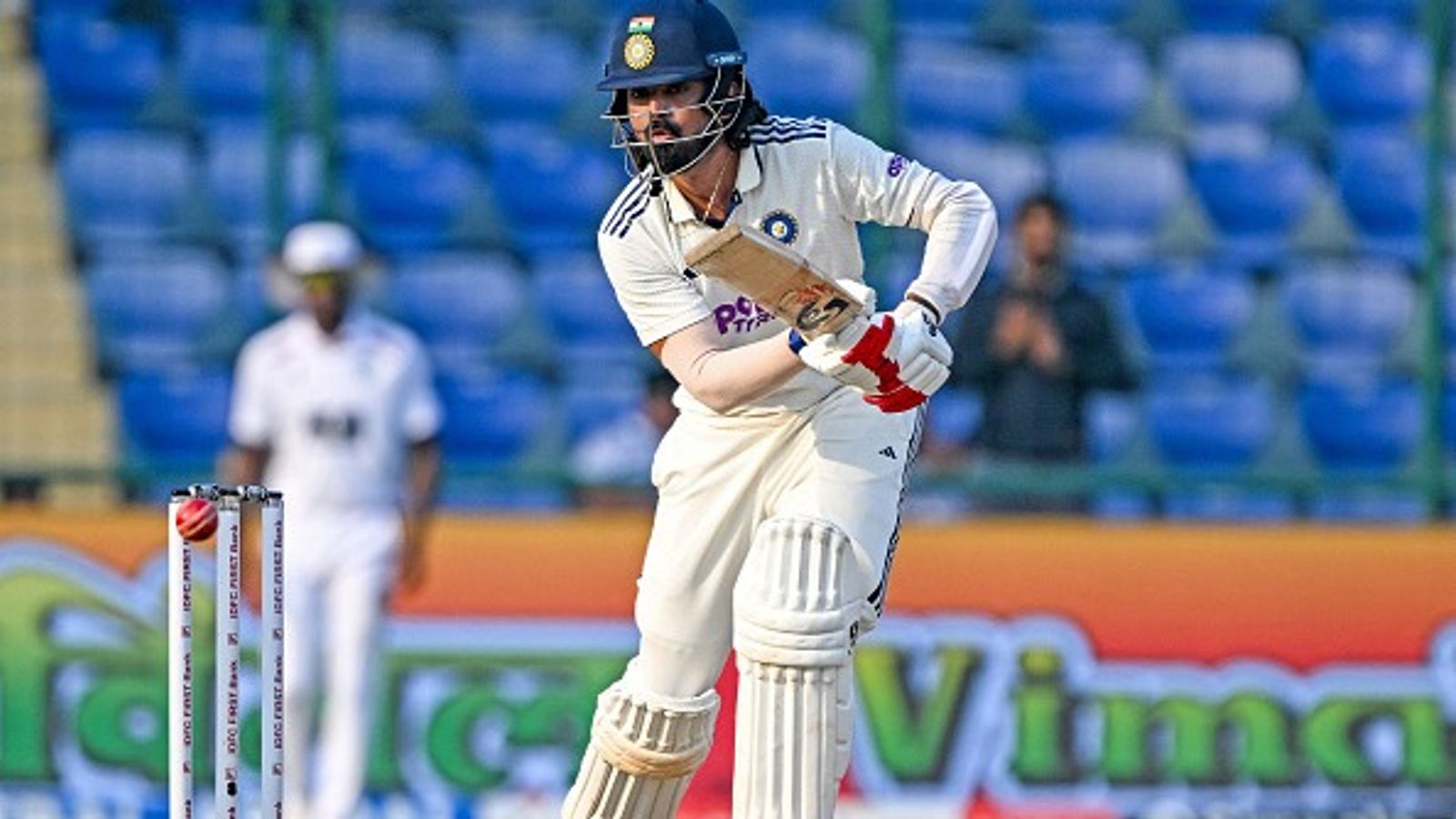 IND vs WI: टीम इंडिया सीरीज जीत के करीब, दिल्ली में फतह के लिए 58 रन की जरूरत, 121 रन के जवाब में चौथे दिन बनाए 63/1 IND vs WI: टीम इंडिया सीरीज जीत के करीब, दिल्ली में फतह के लिए 58 रन की जरूरत, 121 रन के जवाब में चौथे दिन बनाए 63/1