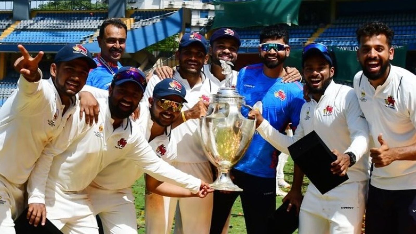 Ranji trophy: ये है रणजी ट्रॉफी के सभी 90 चैंपियंस, मुंबई के पास सबसे ज्यादा खिताब तो बंगाल ने सबसे ज्यादा बार फाइनल गंवाया Ranji trophy: ये है रणजी ट्रॉफी के सभी 90 चैंपियंस, मुंबई के पास सबसे ज्यादा खिताब तो बंगाल ने सबसे ज्यादा बार फाइनल गंवाया