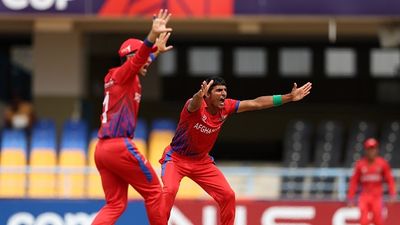 एक साल बाद टीम में वापसी करने वाले अफगानी गेंदबाज का कहर, 93 पर बांग्लादेश को ढेर करके अफगानिस्तान ने 200 रन से जीता वनडे Bilal Sami unsuccessfully appeals for the LBW