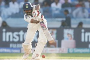 टीम इंडिया से 18 महीने से बाहर, आईपीएल कॉन्ट्रेक्ट भी नहीं, ऐसे खिलाड़ी ने ठोका रणजी ट्रॉफी 2025-26 का पहला शतक SportsTak Hindi