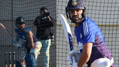 IND vs AUS: रोहित और कोहली ने लगाए लंबे-लंबे शॉट्स, नेट्स सेशन में दोनों धुरंधरों की वापसी का BCCI ने पहला Video किया शेयर SportsTak Hindi